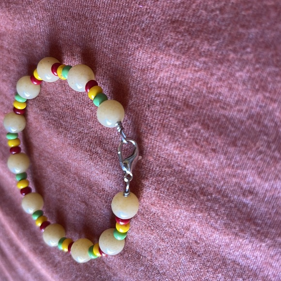 Handmade bracelets - Picture 3 of 4